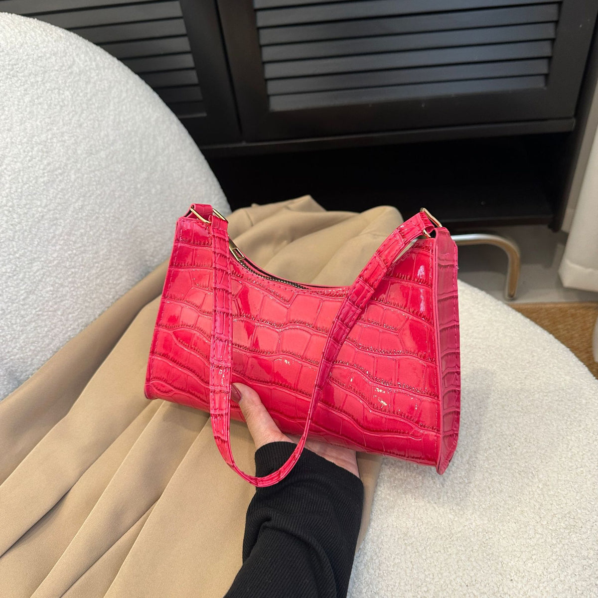 Embossed Candy Color Underarm Bag - Rose Red
